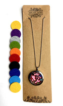 Collier aromatherapie, diffuseur d'huile essentielle, symbole OM, méditation, zen et 7 pierres de chakra, boutique sri-shop.com